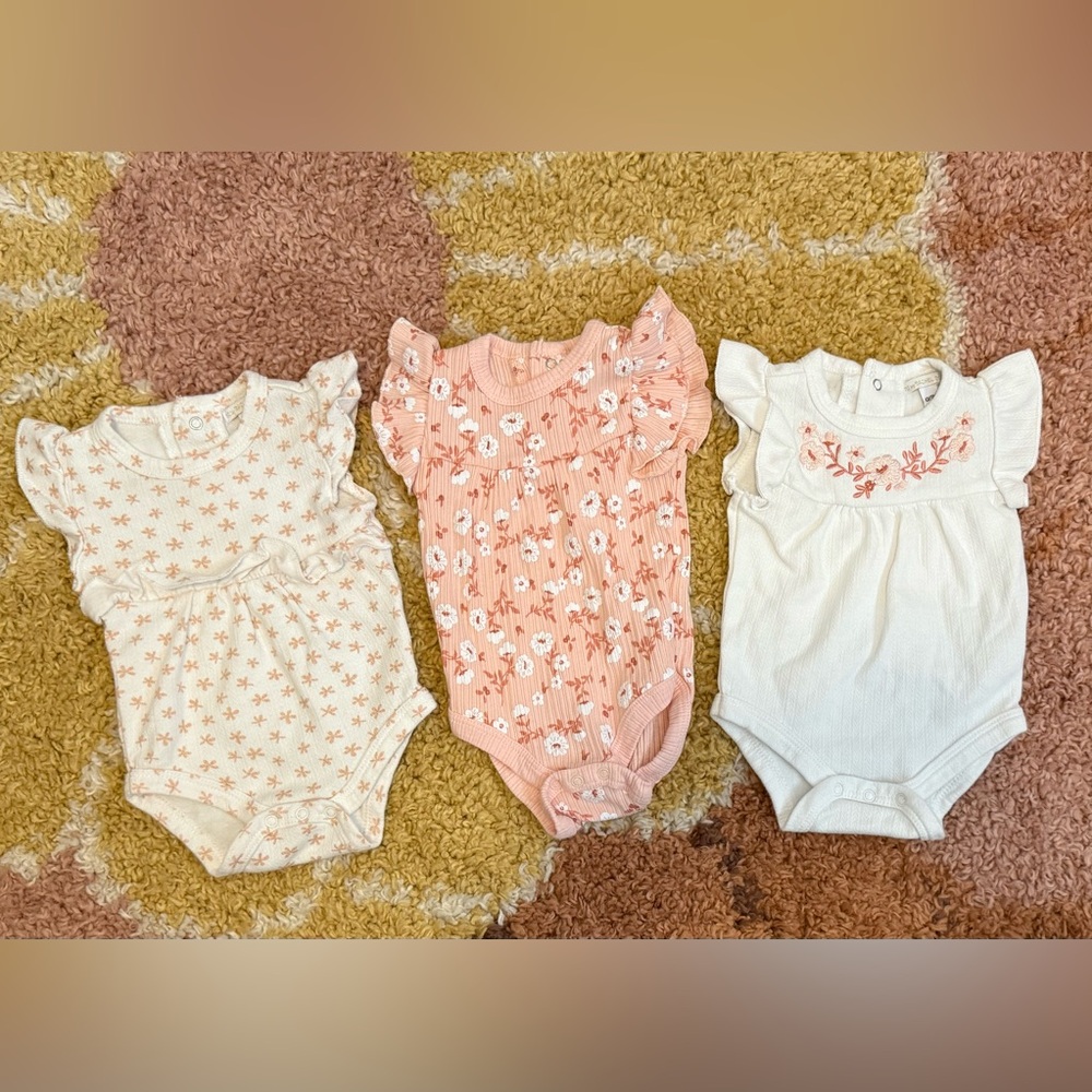 RZ by Rachel Zoe short sleeve onesies